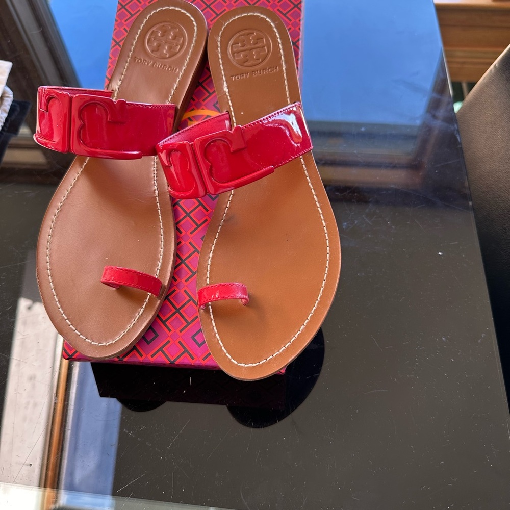 Elegant sandals. Very comfortable. Brand new and comes with box and dust bag